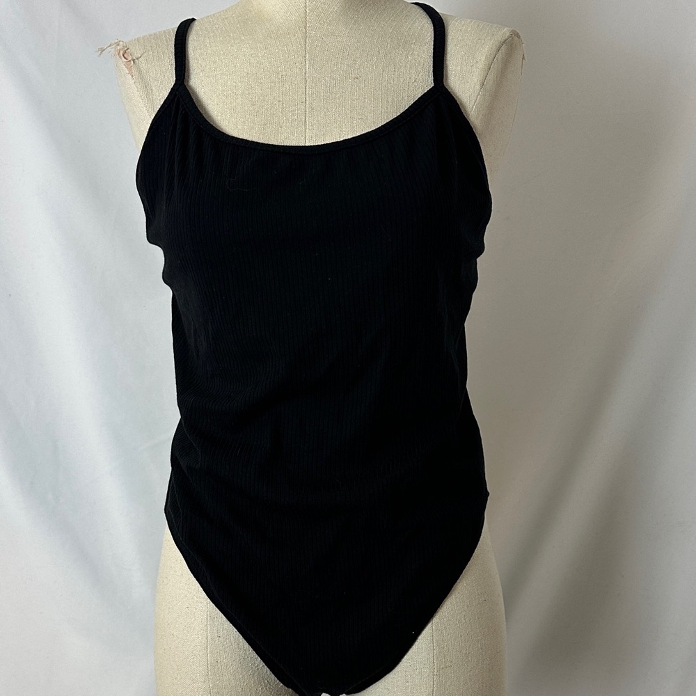 OZMA Black Ribbed Top